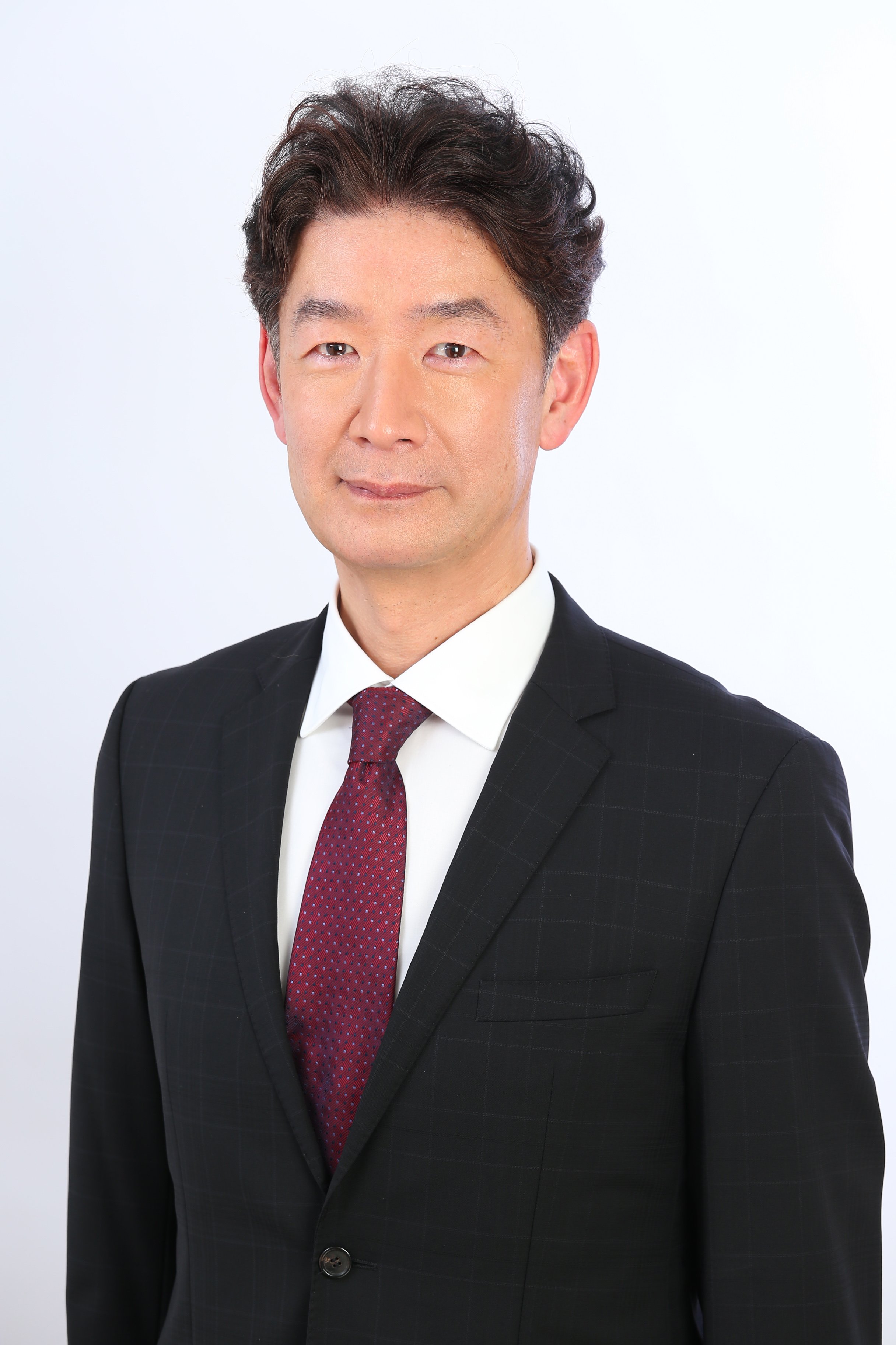 日揮触媒化成_内田新社長.jpg